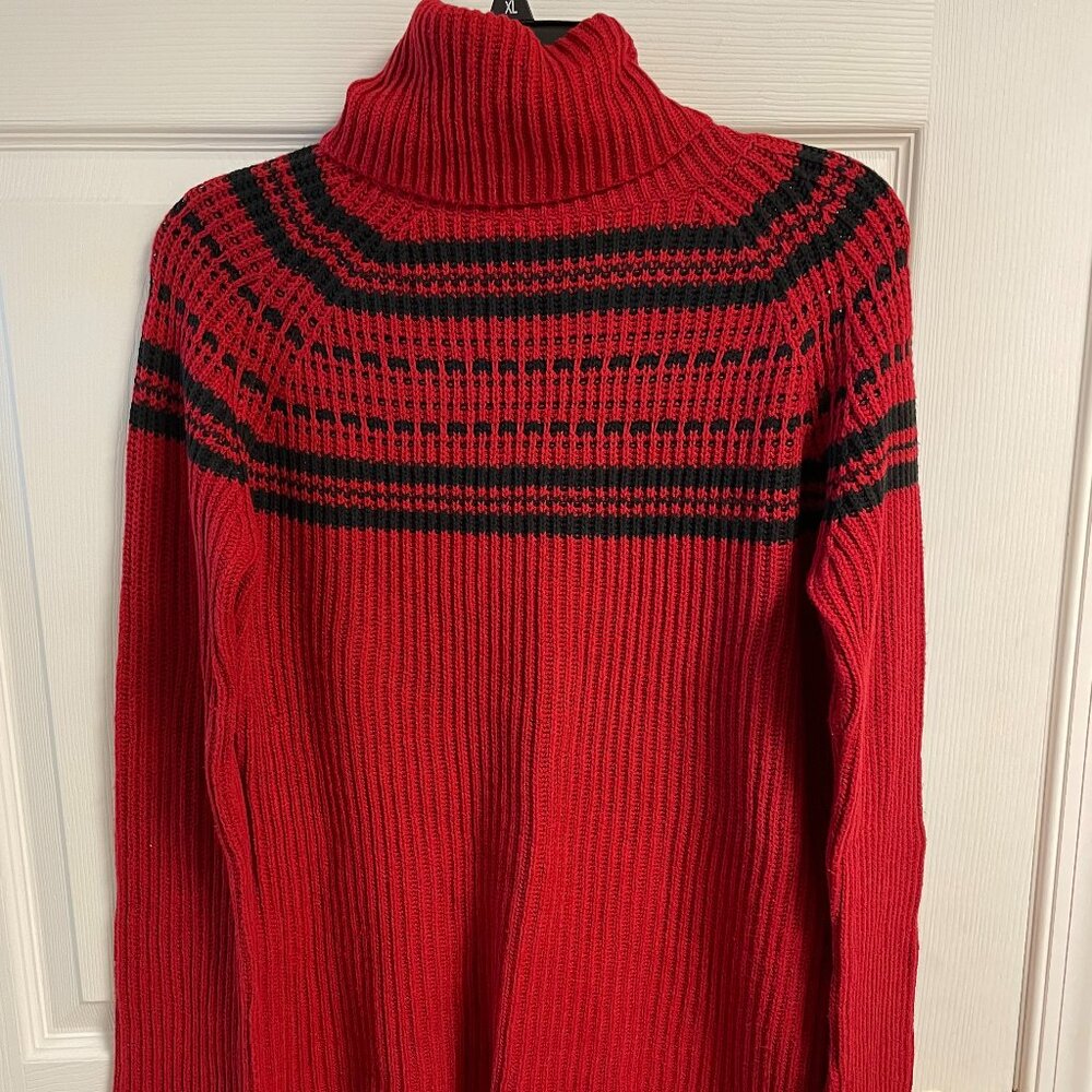 Liz & Co. red and black turtleneck sweater size medium